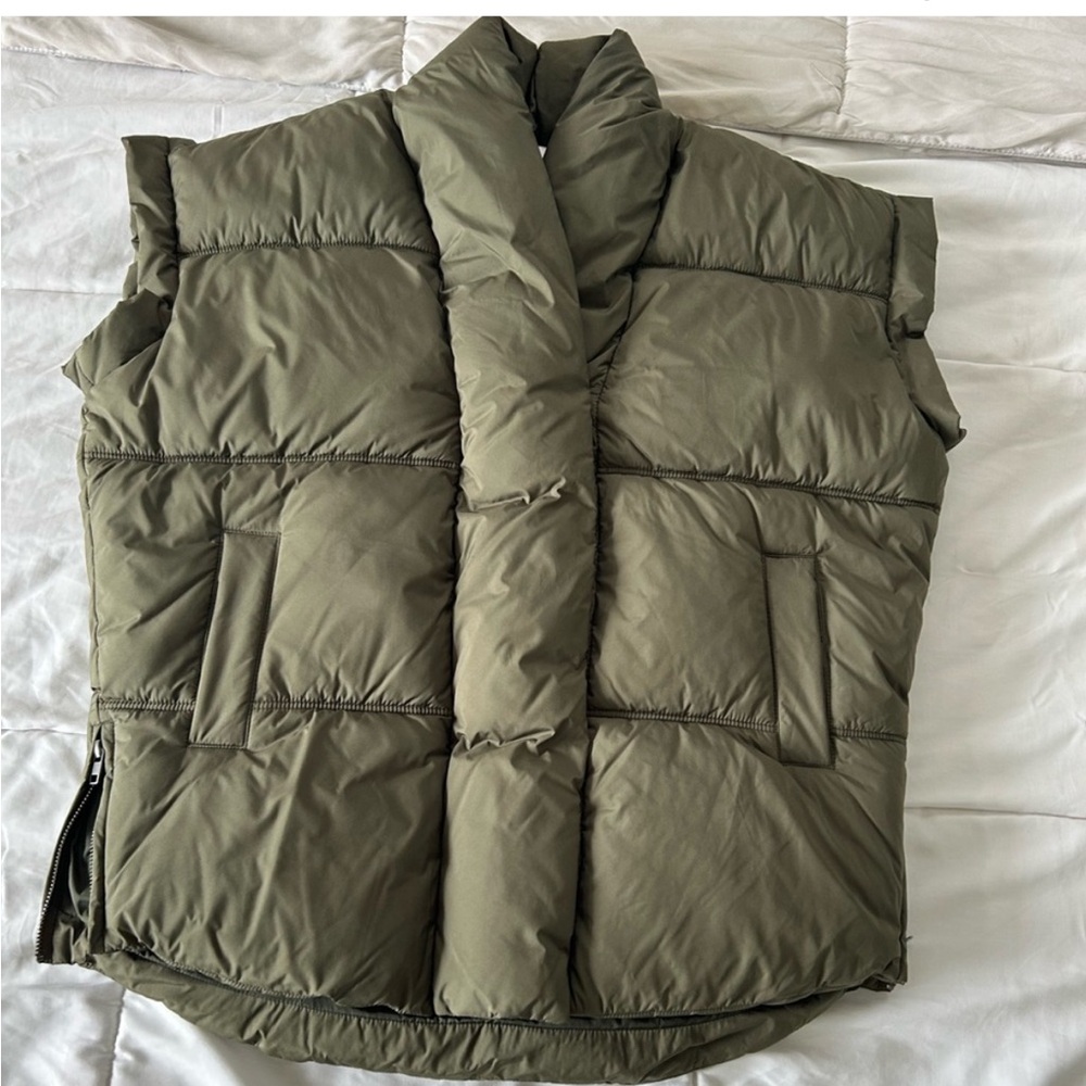FRAME vest
